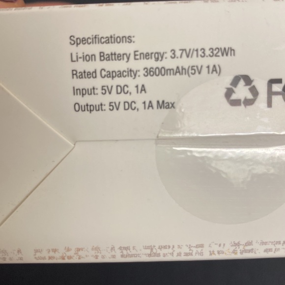 NWT Harry Potter Trunk Power-bank - Picture 5 of 5